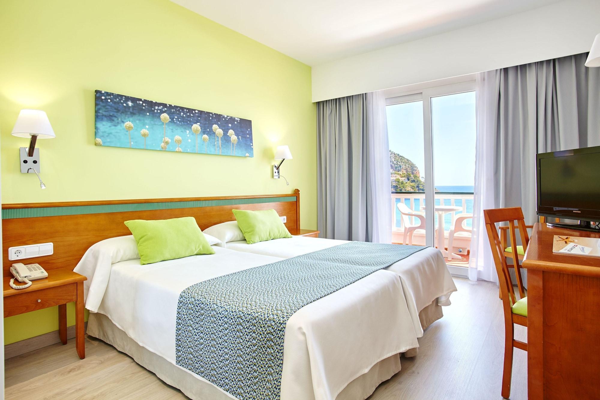 Universal Hotel Laguna Canyamel  Buitenkant foto