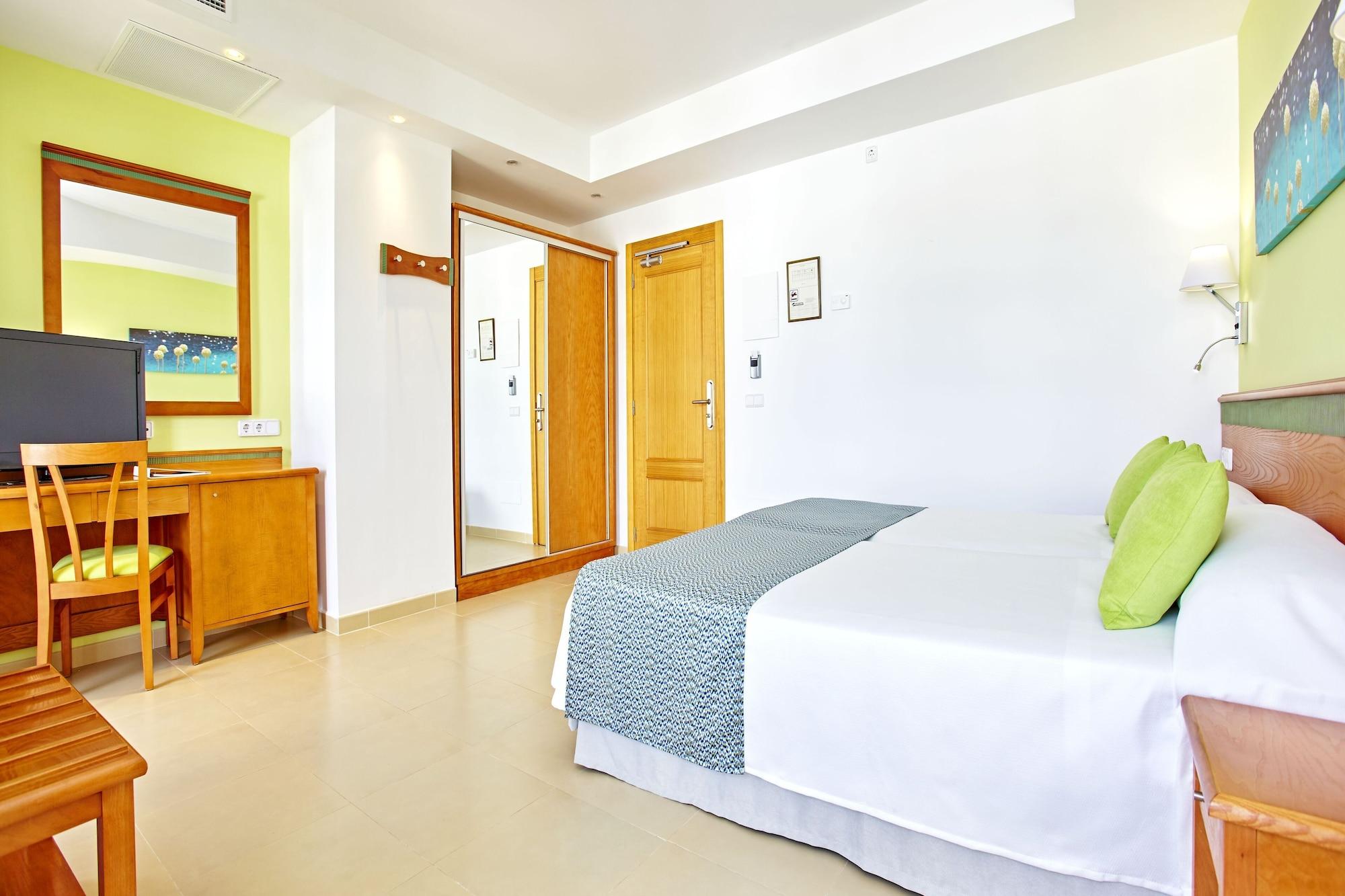 Universal Hotel Laguna Canyamel  Buitenkant foto
